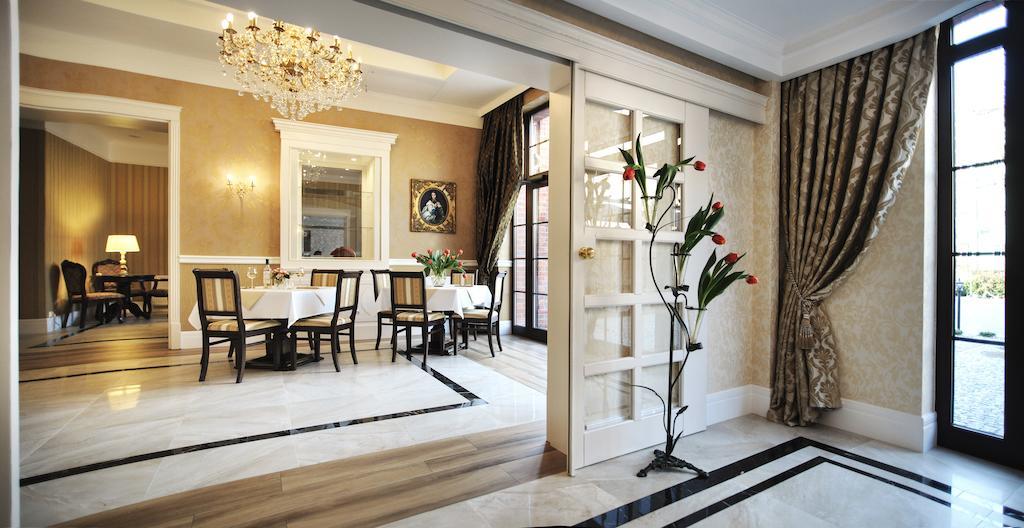 Hotel Kopernik Ciechocinek Ngoại thất bức ảnh