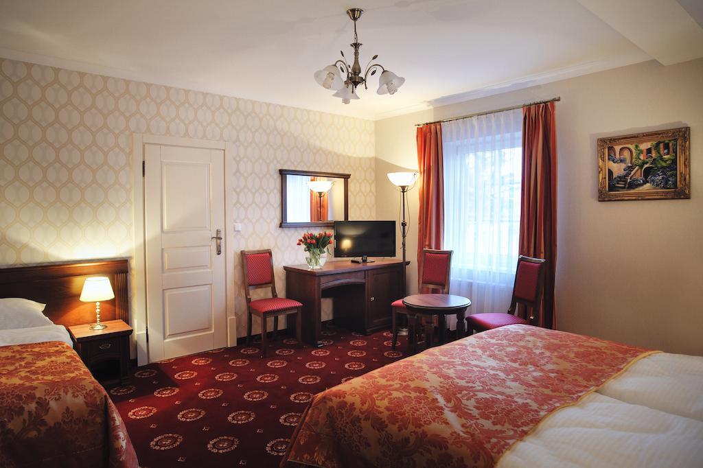 Hotel Kopernik Ciechocinek Phòng bức ảnh